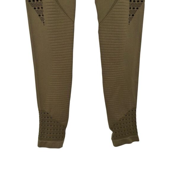 Gymshark Seamless Lace Cut Out Leggings Green See Measurements For Size - Picture 4 of 8